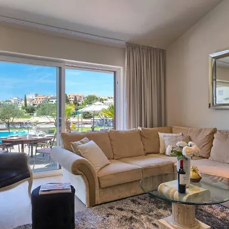 Beautiful Kiera First Row To The Sea Apartamento *